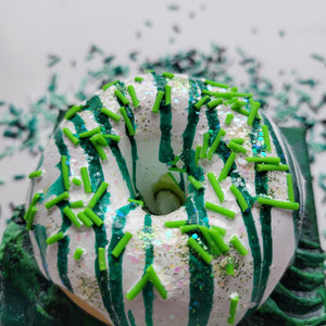 Emerald swirl | 4" x 4" | Fake Donut