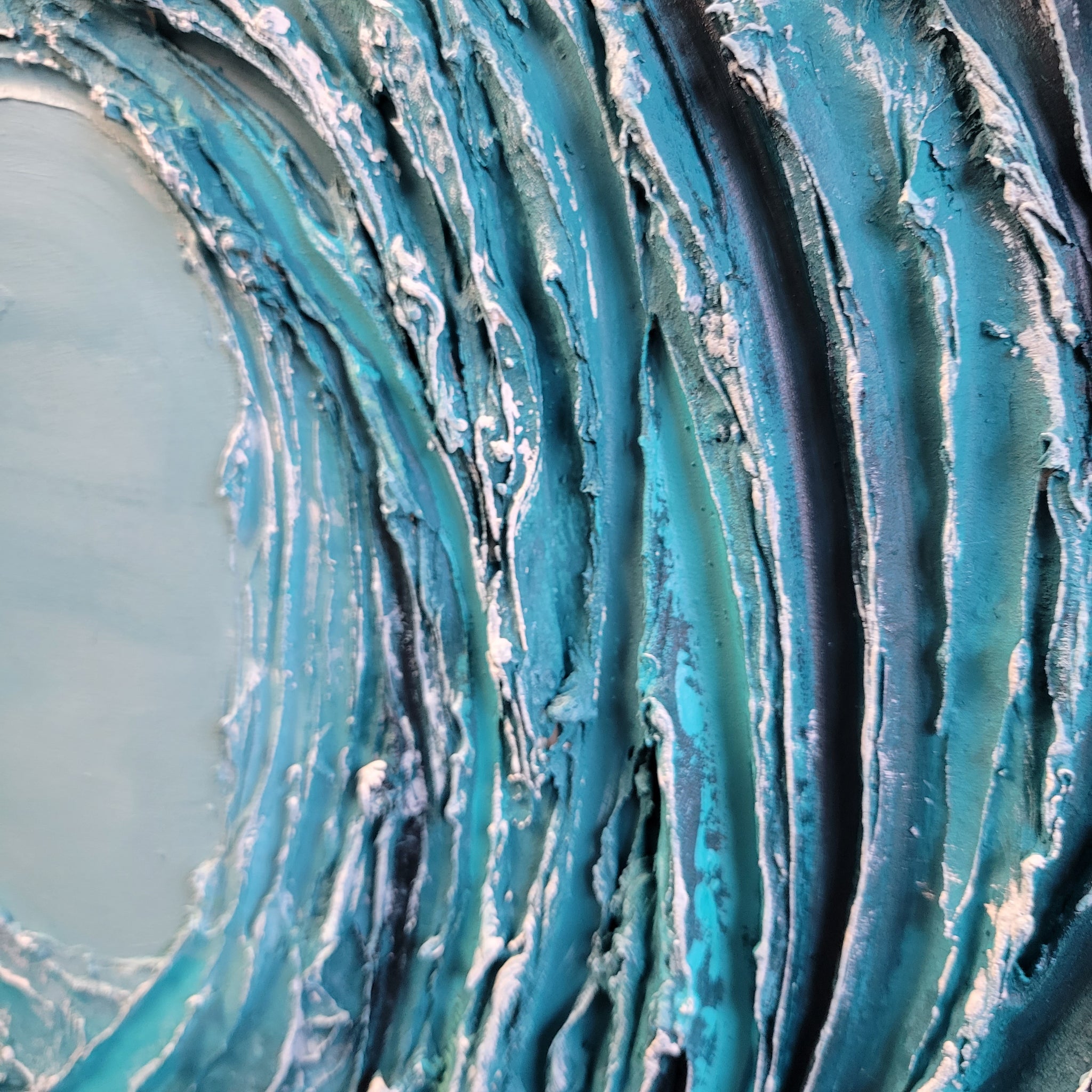 The process of creating a home-made trendy abstract modern pattern painted  with a brush of acrylic blue multi-colored resin on a round wooden board  13870848 Stock Photo at Vecteezy